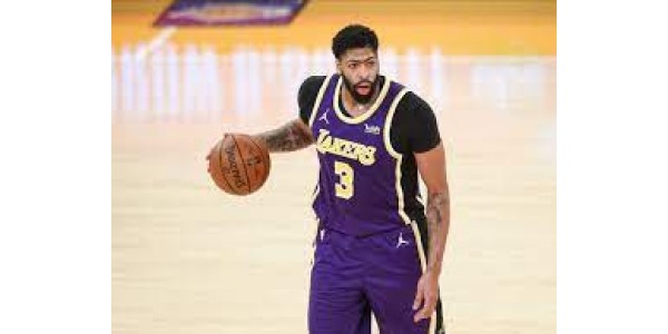 La crisi di Davis incolpa Schroder di non aver passato la palla